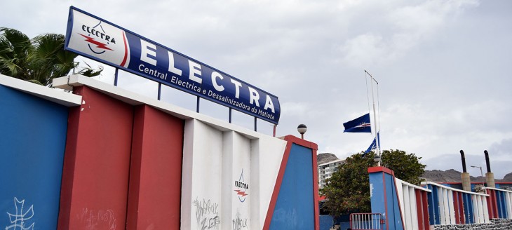 Cabo Verde: Electra's Breakup Drags On