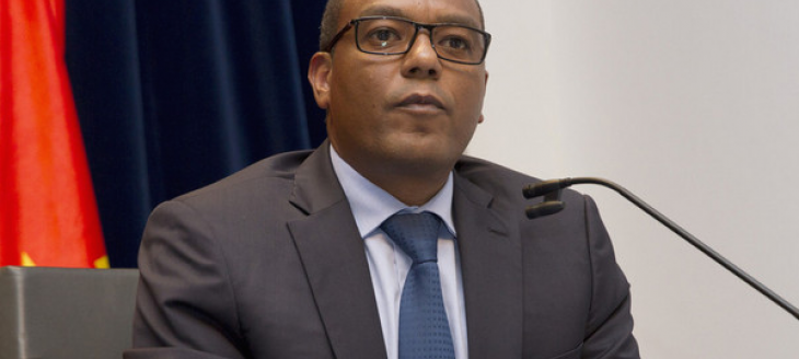 Angola: Debilidades da Banca Comprometem Relações Financeiras Globais