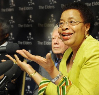 Graça Machel, viúva de Mandela, futura presidente de Moçambique?