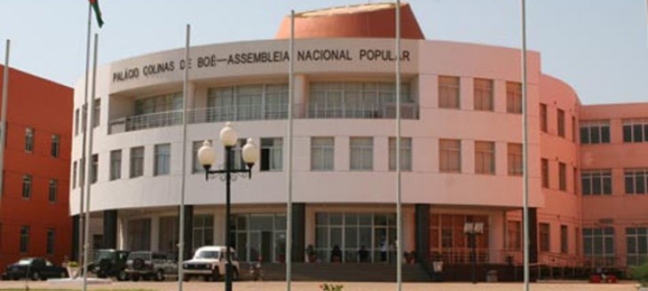 Guiné-Bissau: Dissolução do Parlamento Ganha Força